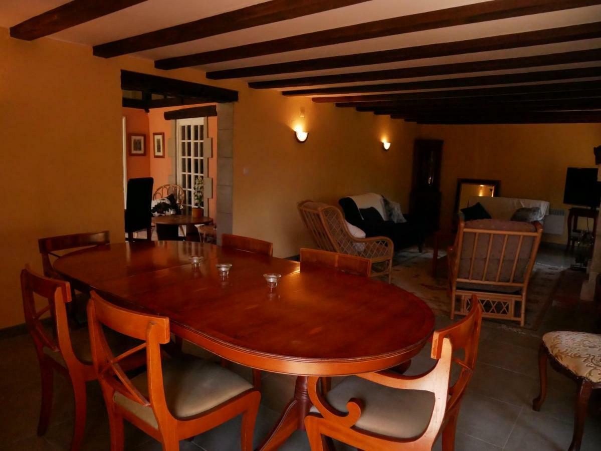 Villa Chez Daisy Montbron Esterno foto